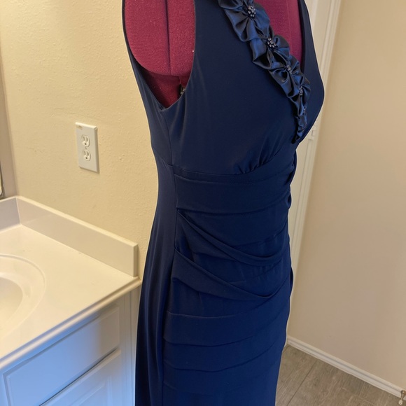 Blue Dress - Picture 7 of 8